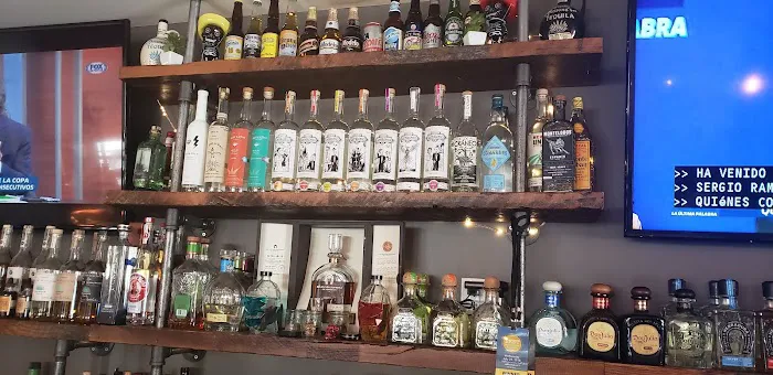 Cantina Lobos Picture 10