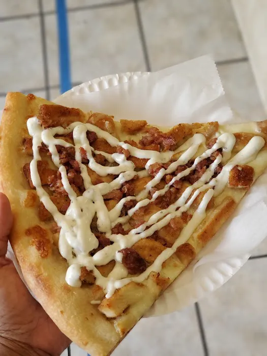 Pizza Bella Picture 3