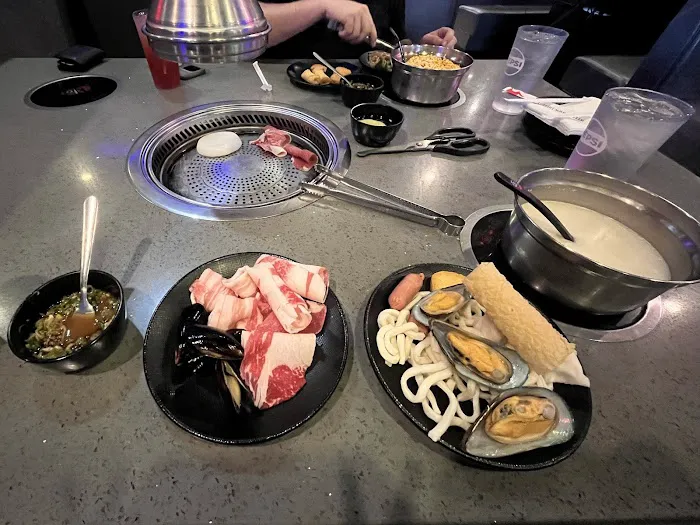 KPOT Korean BBQ & Hot Pot Picture 8