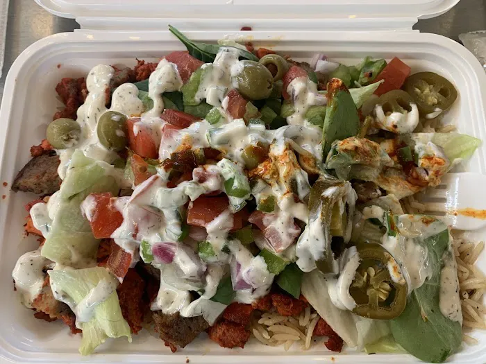 Mama G's Halal Kitchen Picture 6
