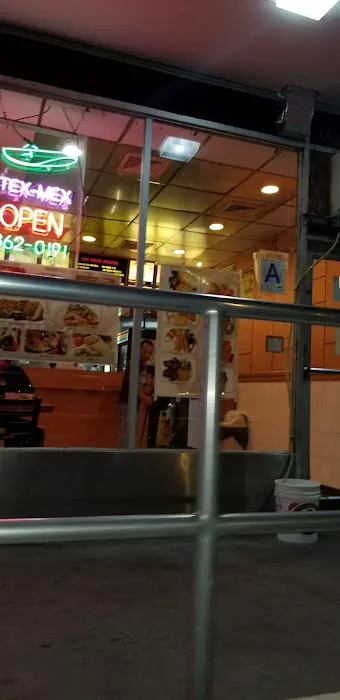 ANDY’S Taco Japanese & Mexican Food Picture 9