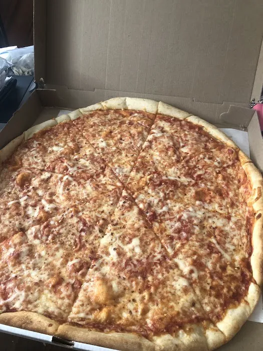 Brook Ave Deli & Pizza Picture 2