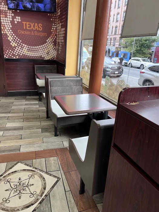 Tex’s Chicken & Burgers Picture 2