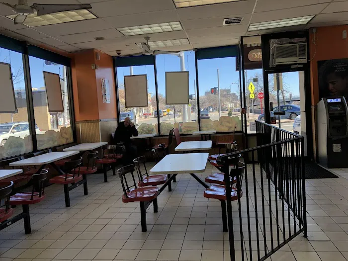 Chicken Hut Picture 1