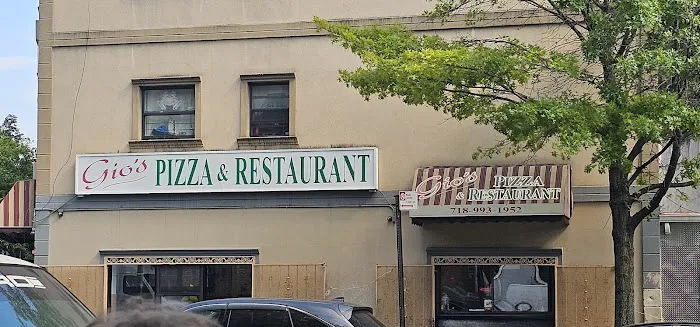 Gio's Pizza and Restaurant Picture 2