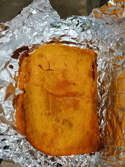 Golden Pizza Picture 8