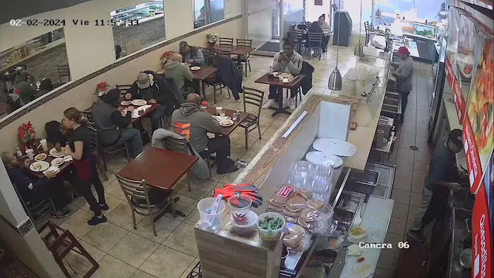 Ginbo’s Hamburger House Picture 9