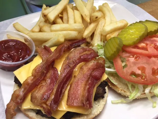 Eat Better Deli and Grill Picture 3