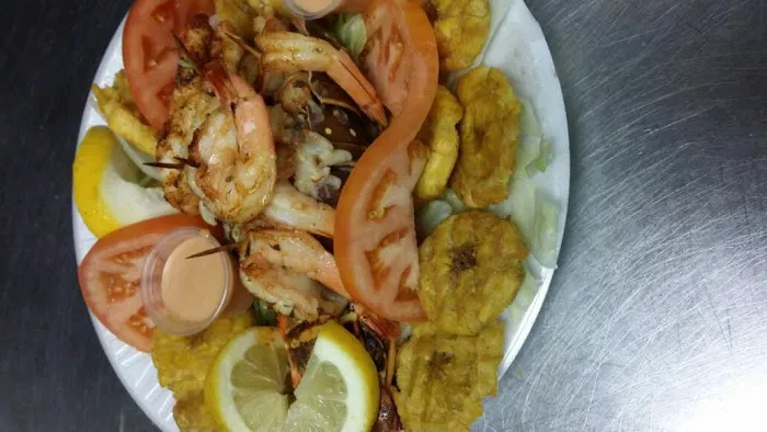 Lechonera El Sazon Criollo Picture 2