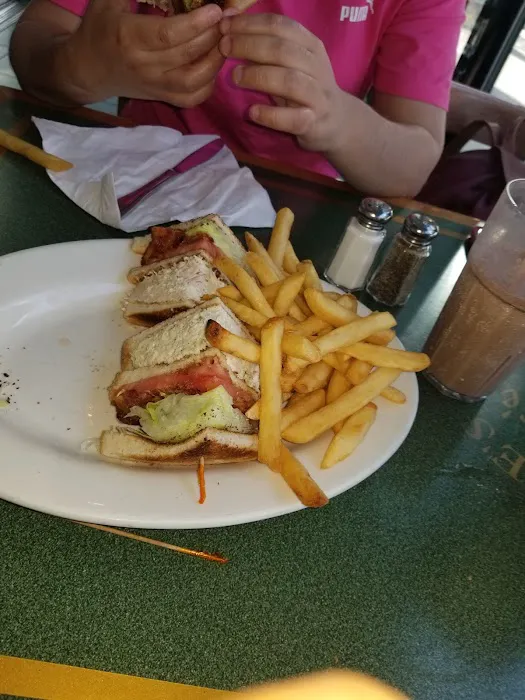 George's Restaurant Picture 5