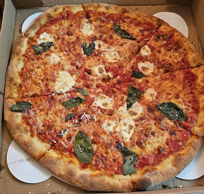 Pizza Fenice Picture 8