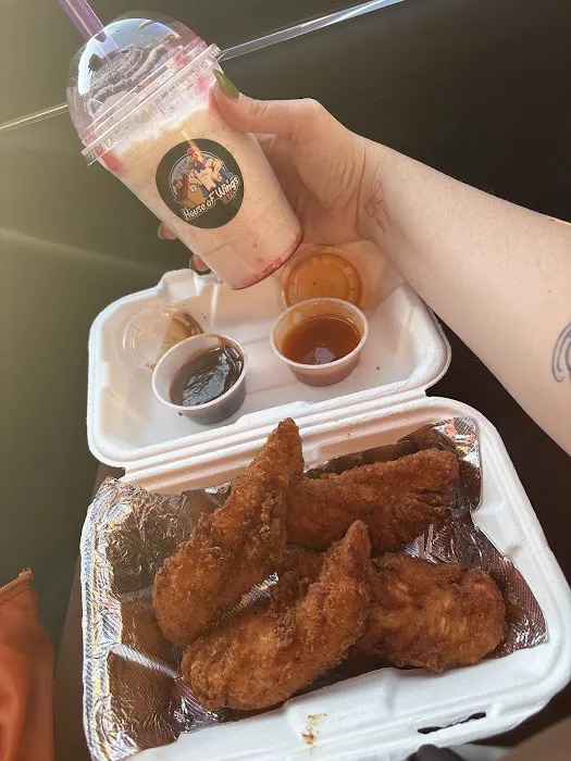 Mount Vernon House of Wings Picture 9