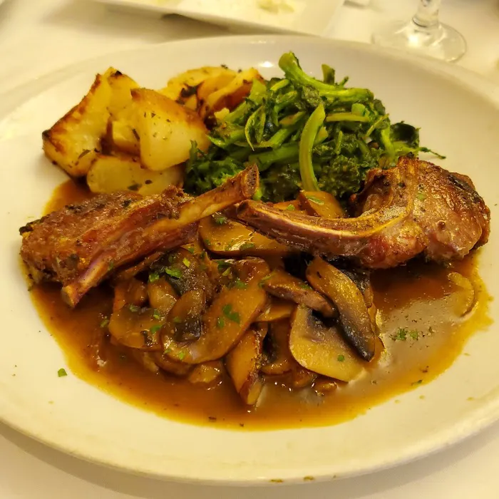 Tombolinos Restaurant Picture 9