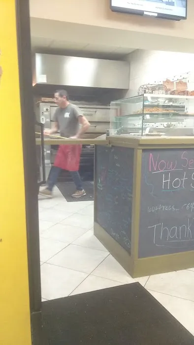 Anthony's Pizza Picture 2