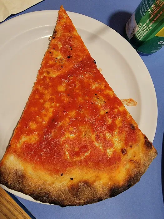 Johnny's Pizzeria Picture 2