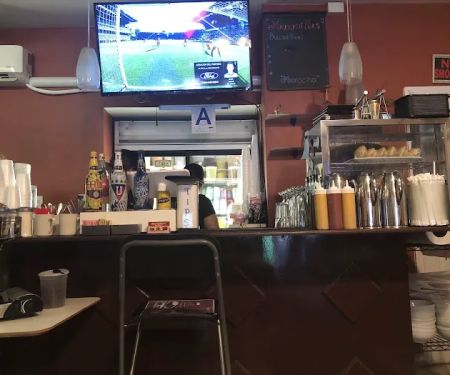 Maravillas Bar & Grill