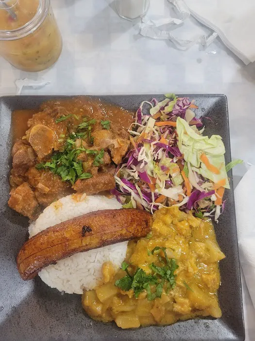 Maravillas Bar & Grill Picture 2