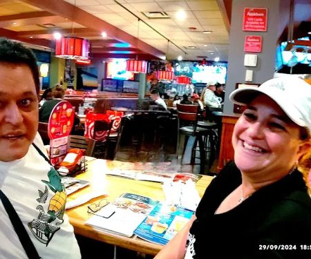 Applebee's Grill + Bar
