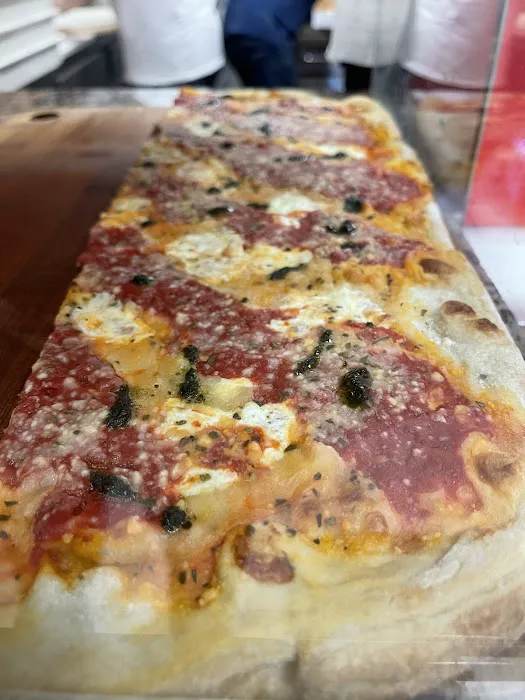 Joe's Pizza Picture 7