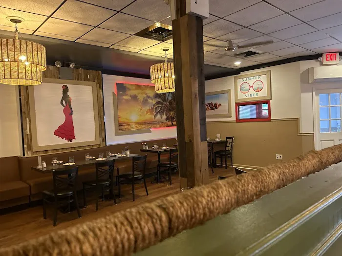 Rosa Blanca Bar & Grill Picture 1