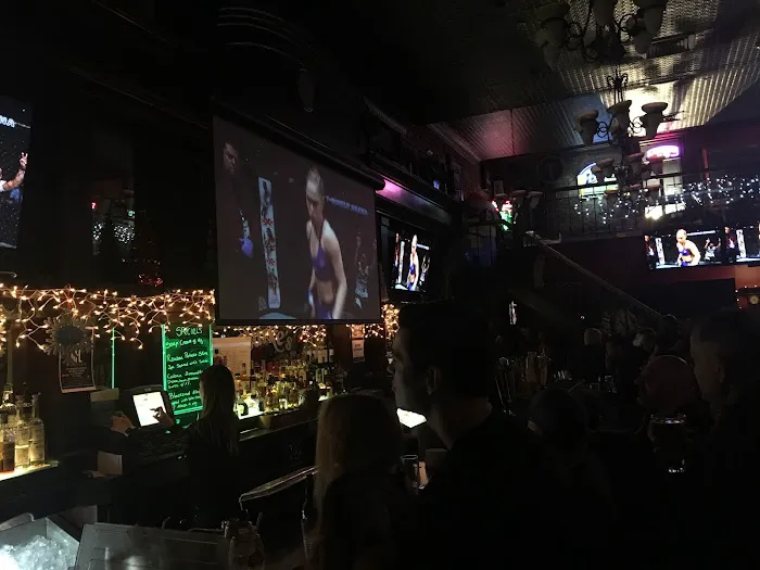 Burkes Restaurant and Bar Picture 1