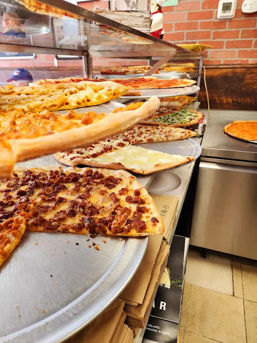 Dantoni's Pizza Picture 3