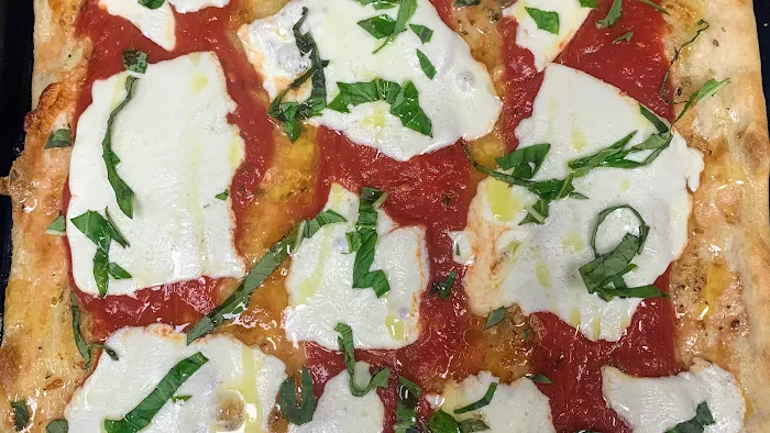 Dantoni's Pizza Picture 9