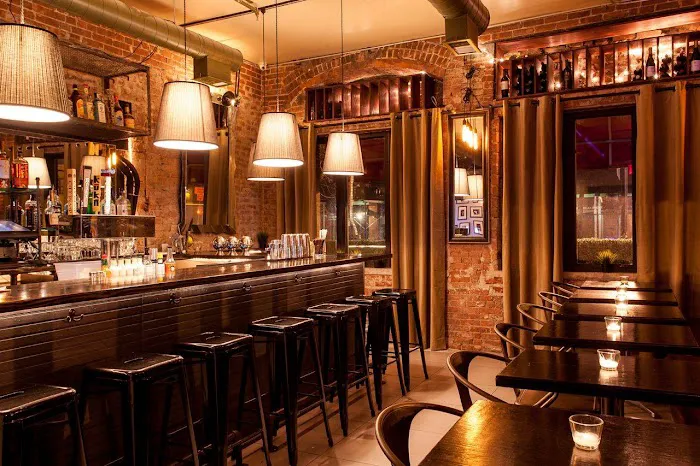 Charlies Bar & Kitchen Picture 8