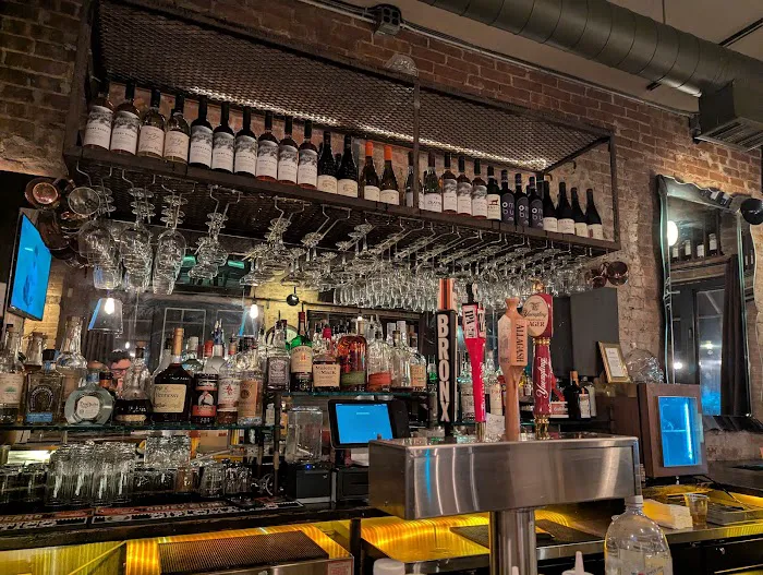 Charlies Bar & Kitchen Picture 7