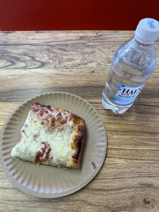 Raceway Pizza Picture 6