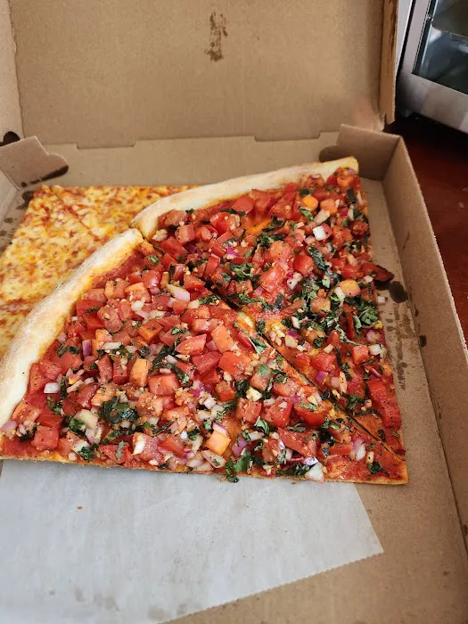 Luigi's Pizza of Yonkers, LLC Picture 4