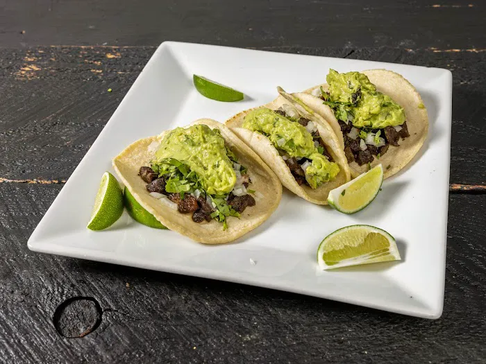 Sin Frontera Restaurant & Tequila House Picture 6