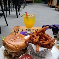 iNine Bistro ico