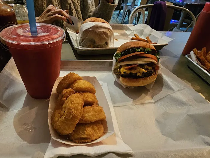 Milk Burger Picture 4