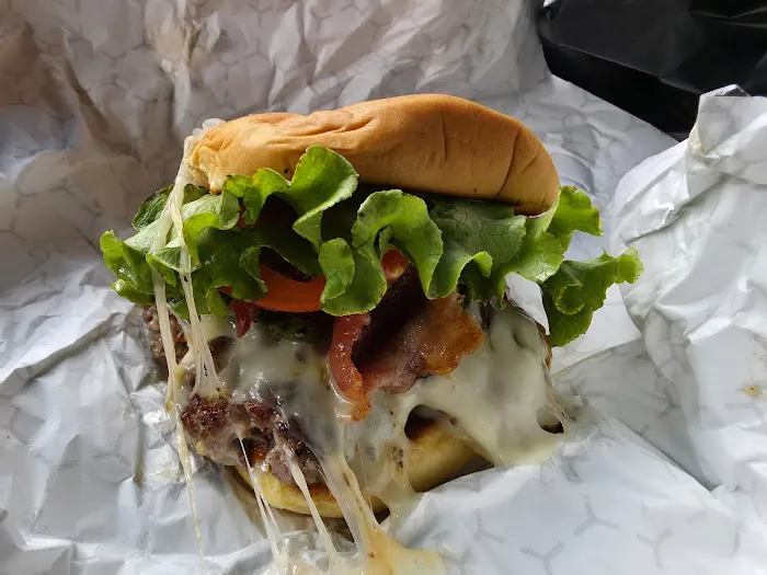 Milk Burger Picture 6