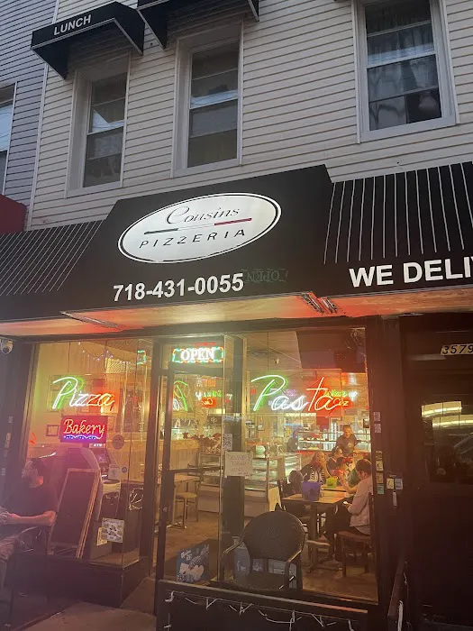Cousins Pizzeria Picture 5