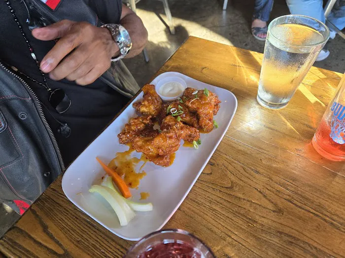 HK Kitchen & Draft House Picture 3