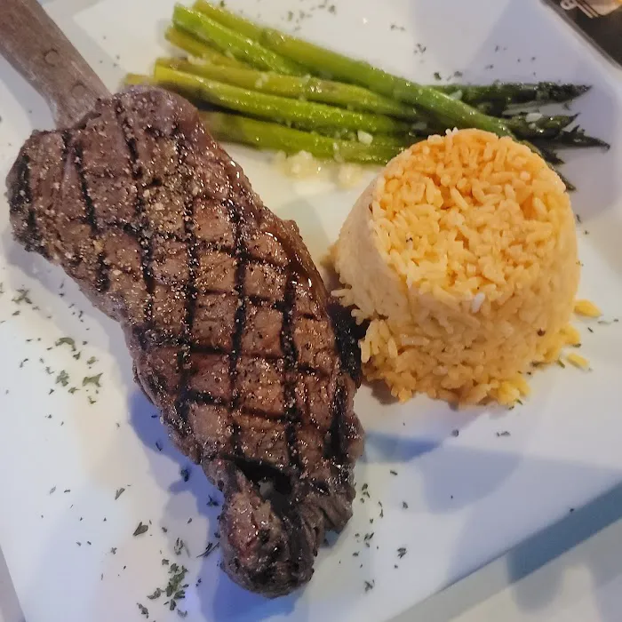 HK Kitchen & Draft House Picture 5