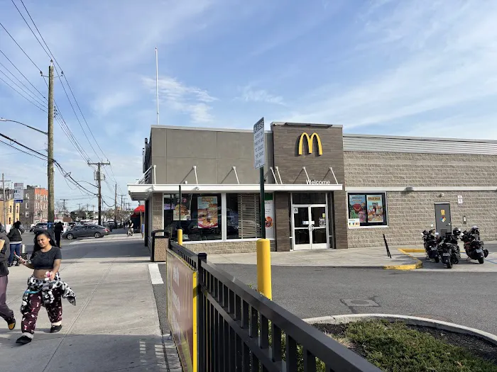 McDonald's Picture 6
