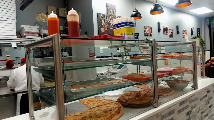 Benvenuti Pizza Picture 2