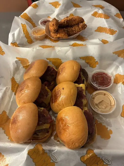Holy Cow Burgers Picture 3