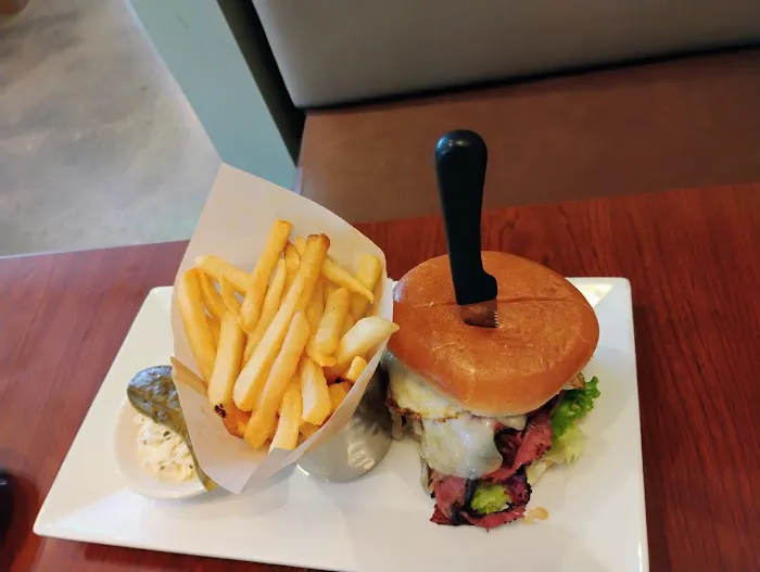 The Mirage Restaurant & Café Picture 1