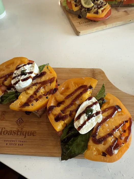 Toastique Picture 10