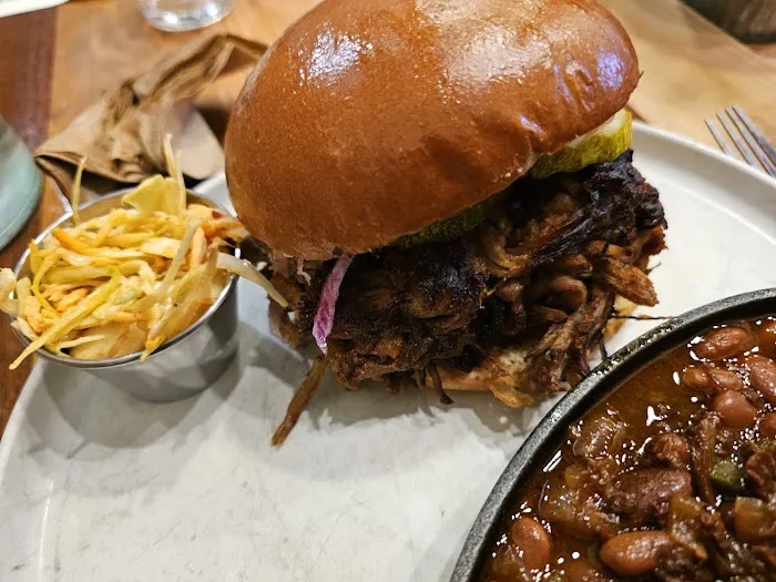 Smokehouse Tailgate Grill - NEW RO Picture 10