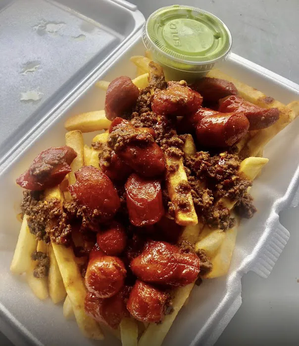 CHILI DOG RESTAURANT Picture 6