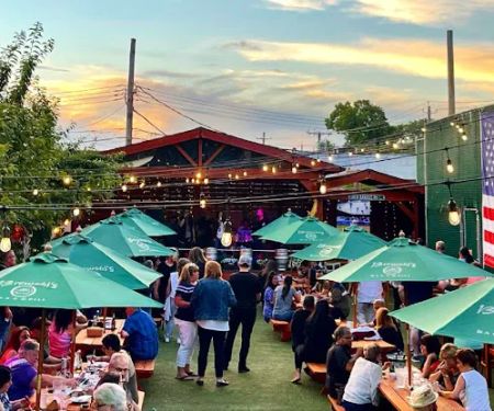 Brewski's Bar & Grill