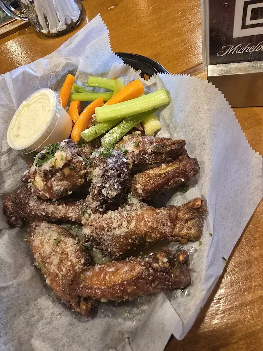 Brewski's Bar & Grill Picture 7