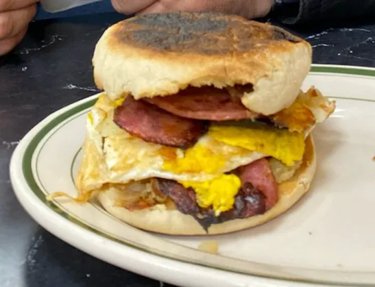 Pete's Donut Shop Picture 3