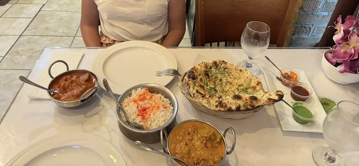 Mughal Curry Spot Picture 6