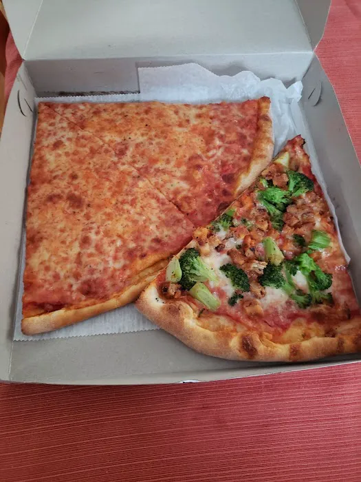 Alfredo's Pizza Cafe Picture 1